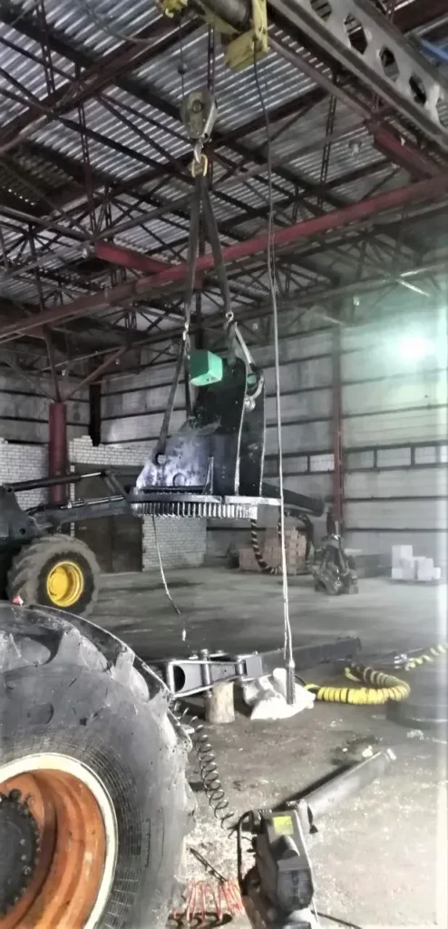 Выездной ремонт манипулятора харвестера Амкодор 2541