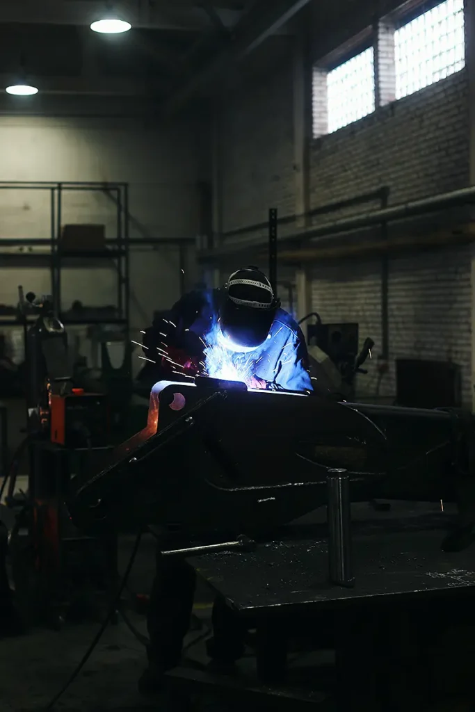 Ремонт проушины стрелы гидроманипулятора ОМТЛ-120